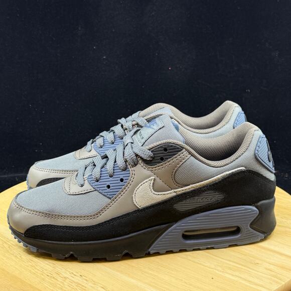 Nike Air Max 90 Smoke Grey Diffused IB6392 001 Size 9 Blue Black Mesh Low Top - Picture 3 of 10